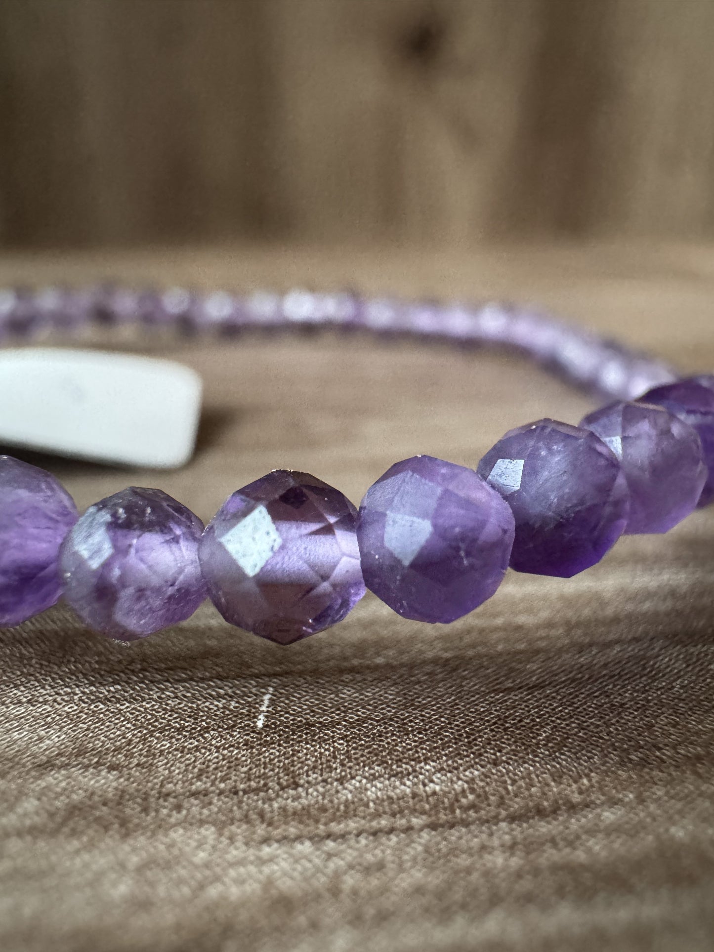 Armband aus Amethyst, facettiert